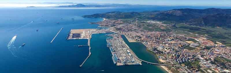 Vista actual del Puerto de Algeciras. Fuente: es.wikipedia.org