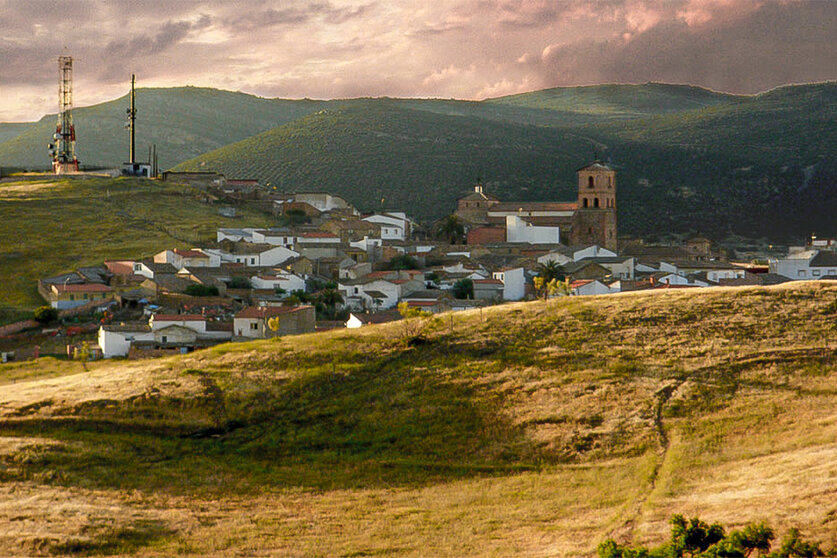 Panorámica paisajística de Mestanza y su entorno