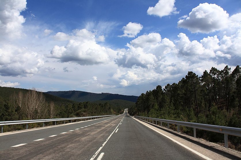 Carretera_Nacional_420_en_Pajaroncillo,_2010_(8245799038)