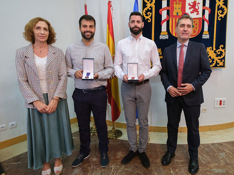 Condecorados con la Medalla de Protección Civil.