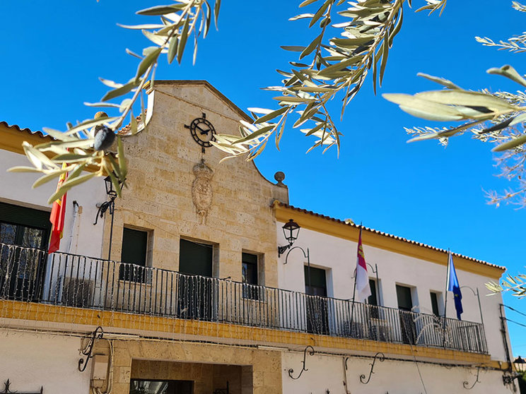 Fachada del ayuntamiento de Argamasilla de Alba.