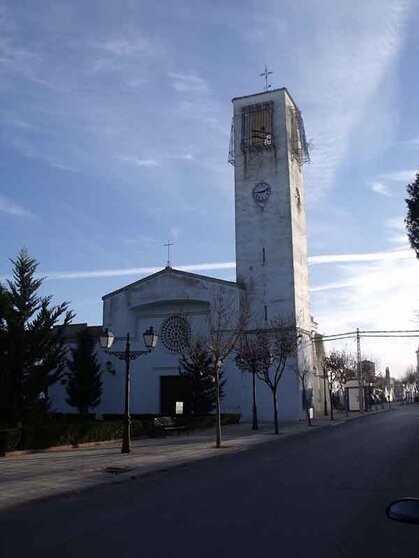 Iglesia parroquial de Llanos del Caudillo. Fuente: es.wikipedia.org