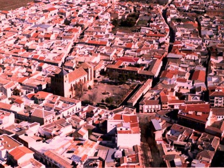 Imagen aérea de Moral de Calatrava. Fuente: cultura.castillalamancha.es