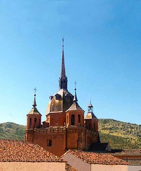 Iglesia del Santo Cristo del Valle (San Carlos del Valle). Fuente: es.wikipedia.org