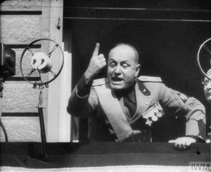 Benito Mussolini. Fuente: neversuchinnocence.com
