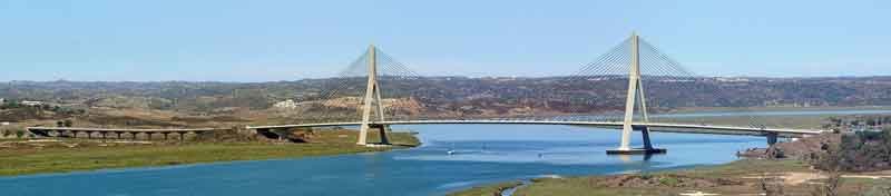 Puente Internacional del Guadiana. Fuente: es.wikipedia.org