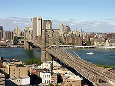 El Puente de Brooklyn. Fuente: es.wikipedia.org