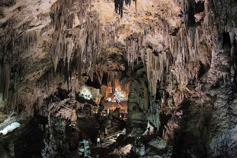 Las cuevas de Nerja. Fuente: es.wikipedia.org