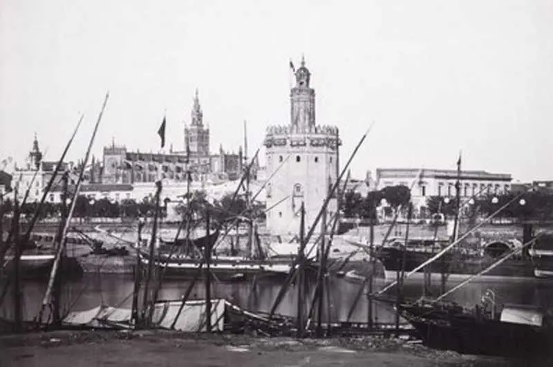 Torre del Oro en 1860. Fuente: es.wikipedia.