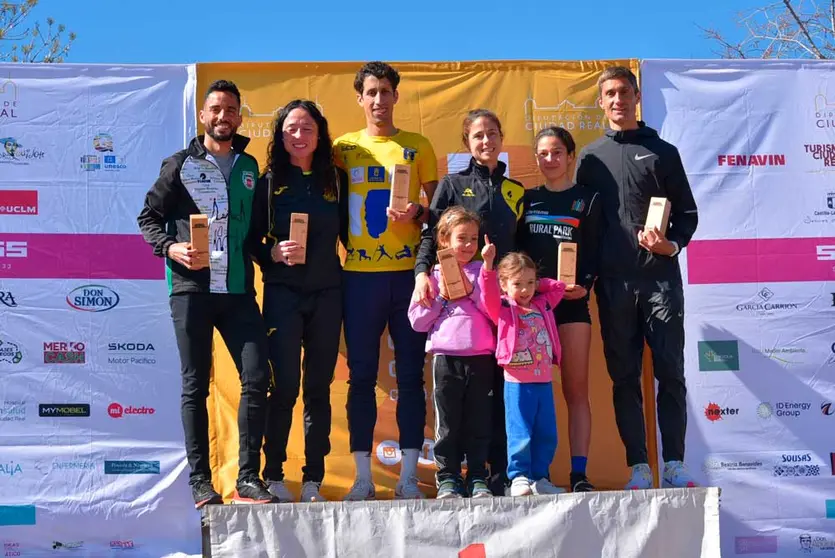 podium-valdepeñas